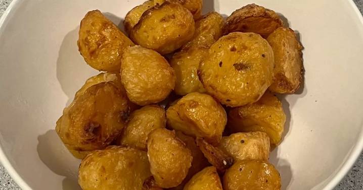 'I cooked 39p tinned roast potatoes in the air fryer and was shocked by the results'