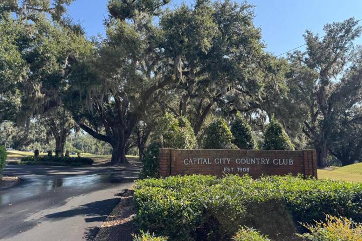 Florida’s capital city approves plan to sell golf course built on slaves’ graves, despite outcry