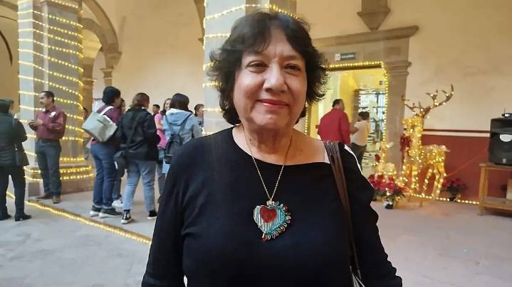 Berta Villafaña, dos décadas dando vida al vitral y formando nuevos artesanos en Salamanca