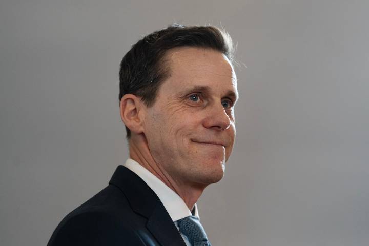 P.E.I. Premier Rob Lantz resigns to seek leadership of Progressive Conservatives