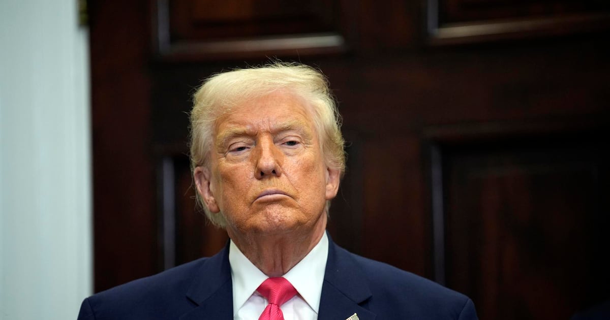 Trump dejará que T-MEC ‘expire’ y buscará nuevo acuerdo comercial: ‘México y Canadá se aprovecharon’