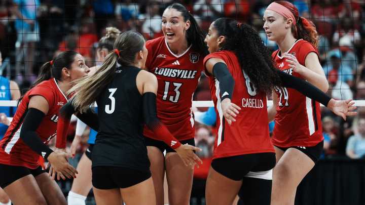 UofL vs. Loyola live updates: Follow action from NCAA Volleyball Tournament