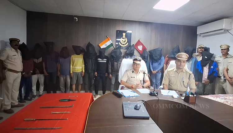 Jajpur Police Crack Down on Notorious Robbers: 14 Arrested, Rs 6 Lakh Cash and Gold Seized