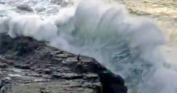 Large waves, dangerous beach conditions forecast for Bay Area, Central Coast through Friday