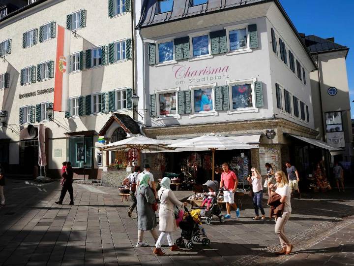 Austria prohíbe el velo en escuelas a niñas menores de 14 años