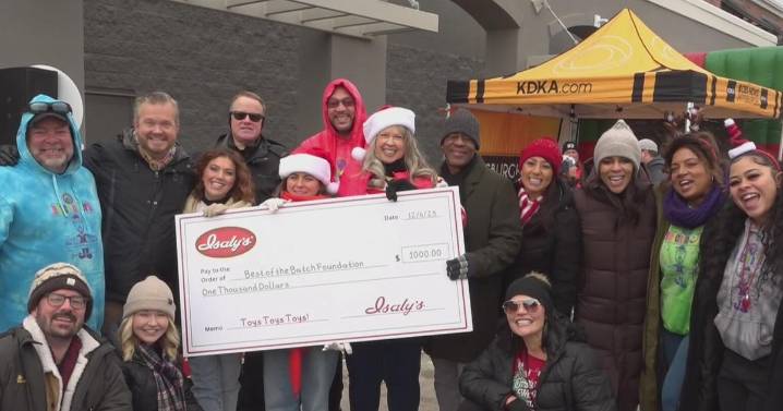 Team PTL, Charlie Batch team up once again for holiday toy drive