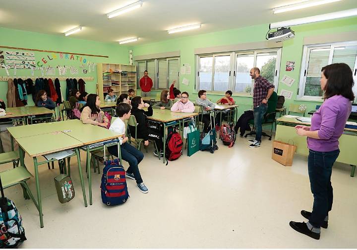 ¿Cuántas plazas faltan en las plantillas docentes de Asturias?