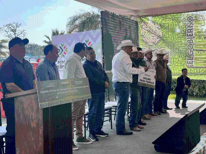 Realizan segunda entrega de implementos agrícolas en Soledad