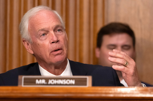 Sen. Ron Johnson asks DOJ to investigate Wisconsin judge in former Trump attorney's case