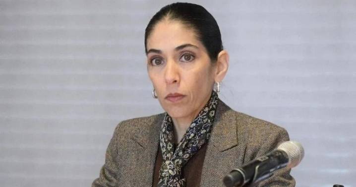 Renuncia Verónica Hernández Giadáns, fiscal General de Veracruz