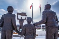 Wayne Gretzky statue vandalized in his hometown with a MAGA mention