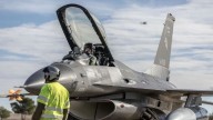 Milei presentará los cazas F16 en Córdoba, pero por ahora sólo los volarán pilotos extranjeros