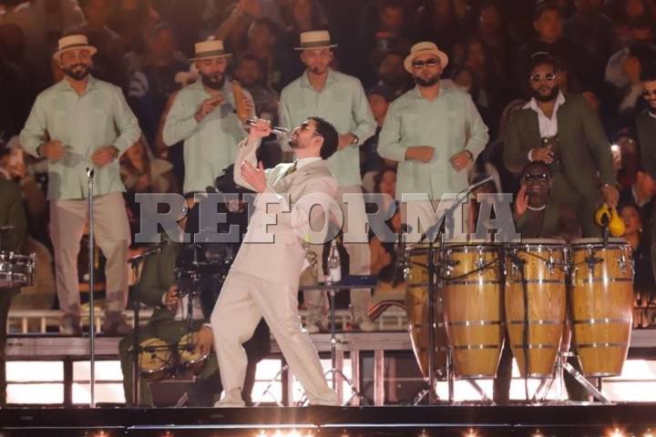 Ofrece Bad Bunny un show inolvidable  en la CDMX