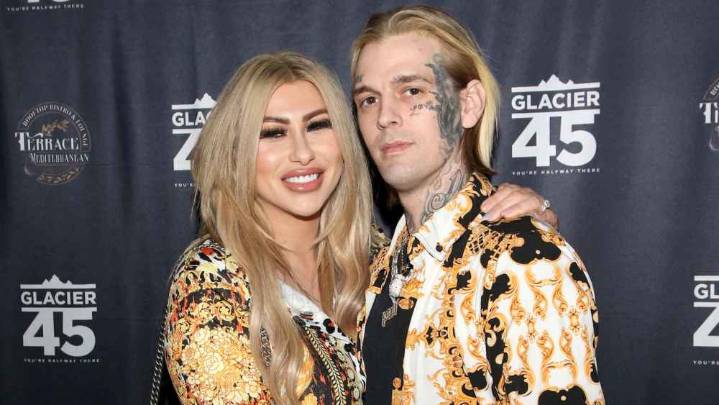 Aaron Carter's Ex-Fiancee Claims His Mom Is Trying to Steal Inheritance