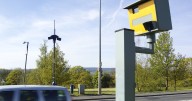 Drivers simple trick makes cars 'invisible' to speed cameras