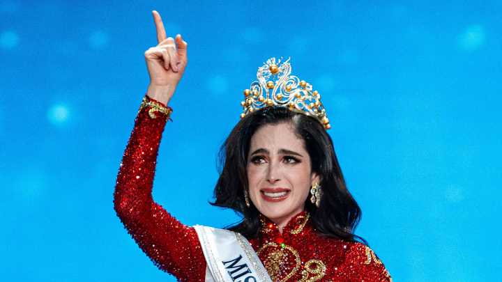 Miss Universe CEO steps down one month into gig in latest shake