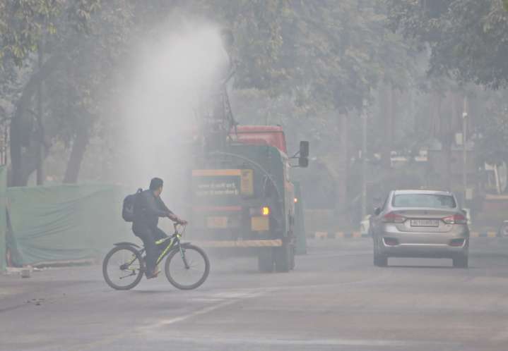 No respite from toxic air in Delhi, AQI remains ‘very poor’