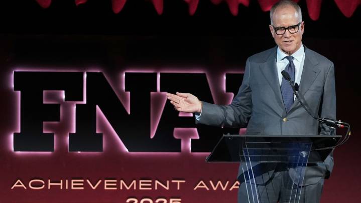 Pete Nordstrom Accepts Retailer of the Year Award at FNAA 2025, Speech