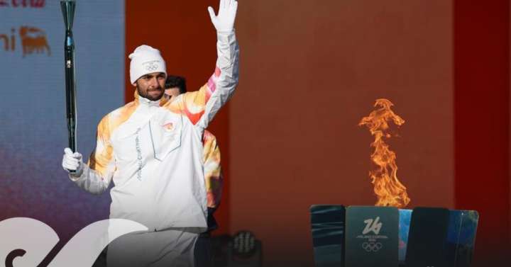 Comienza relevo de antorcha olímpica de Milán