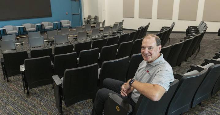 UMSL selects 9 companies for its 2026 accelerator program