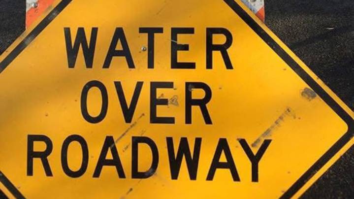 Sheriff warns drivers after several cars become stuck in deep floodwaters