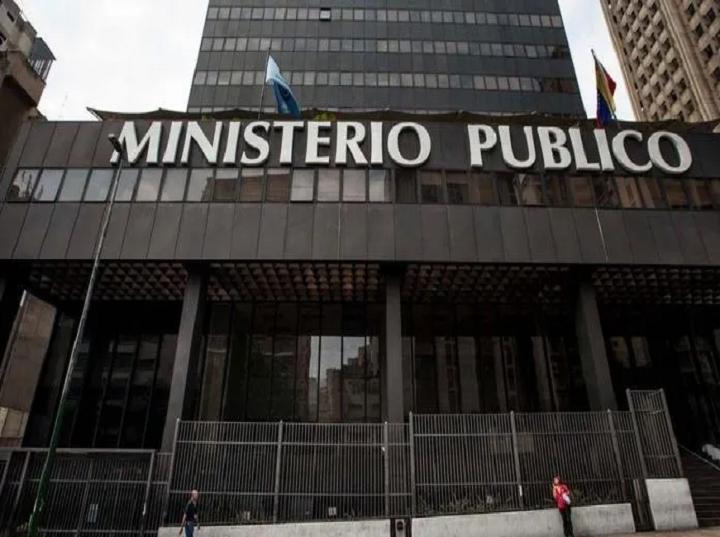 Detenida por hacerse pasar por hombre para estafar mujeres