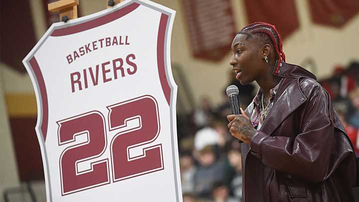Ashley retires WNBA player Saniya Rivers jersey
