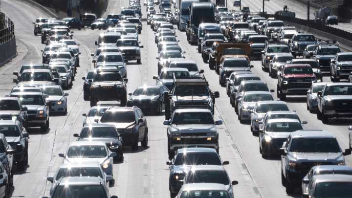 Can you drive with headphones in California? What the…