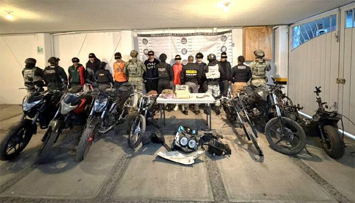 Detienen a siete mientras desvalijan motocicletas en Toluca