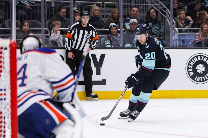 Deadspin | Kraken eager to improve special teams in rematch with Oilers