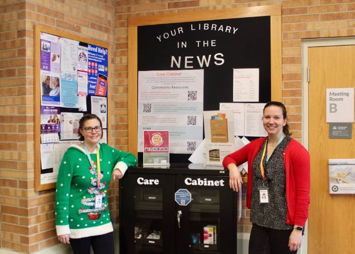 New Lenox Library cabinet offers essential items and Narcan