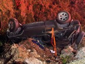 ACCIDENTE FATAL EN LA MADRUGADA: Mujer pierde la vida tras volcar su camioneta en la carretera Tulum