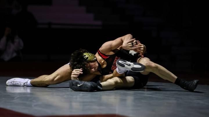 N.J. wrestling preview, 2025-26: Contenders, teams to watch in Group 4