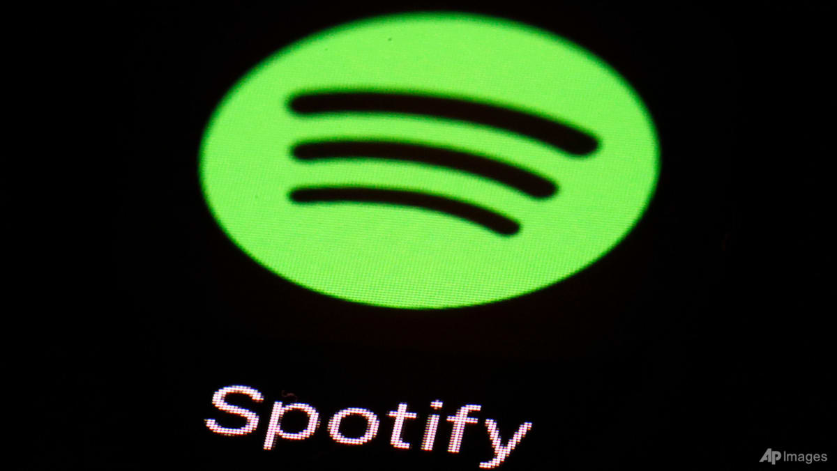 It's time to unpack Spotify Wrapped. Here's how the music streamer compiled your 2025 recap