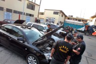 Ejecutivo alista cerco legal contra autos robados, placas falsas y vehículos siniestrados