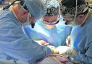 El Hospital de León recibirá casi dos millones de euros para operaciones de corazón