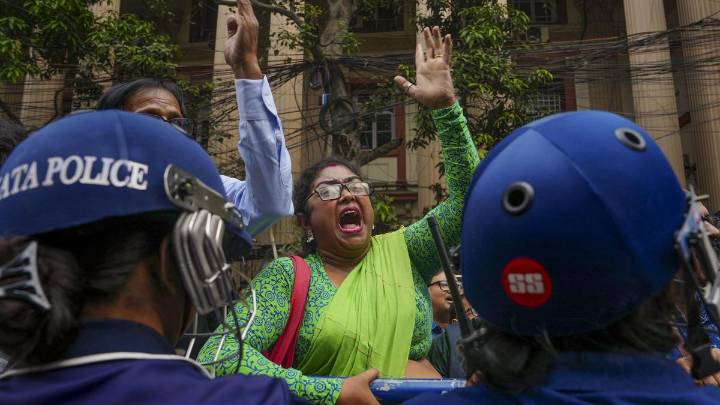 SC asks States, UTs to provide more staff to EC for SIR duty to ease pressure on BLOs