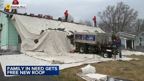 Mercer County family receives gift of free new roof for their home
