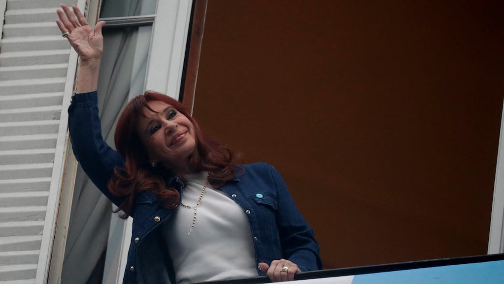 Cristina Kirchner criticó a Milei por la inflación de noviembre y buscó reivindicar su gestión: "La nuestra era más baja"