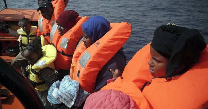 Países de la UE endurecen normas migratorias, acuerdan sanciones por negarse a salir del territorio