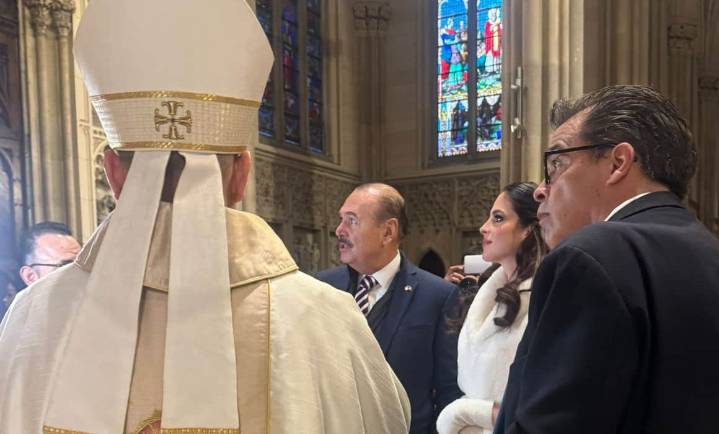 Acompaña Fátima Bosch la llegada de la Virgen Peregrina a NY