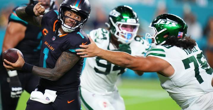 Jets vs. Dolphins: Game Time, TV, Announcers, Online Streaming, and More