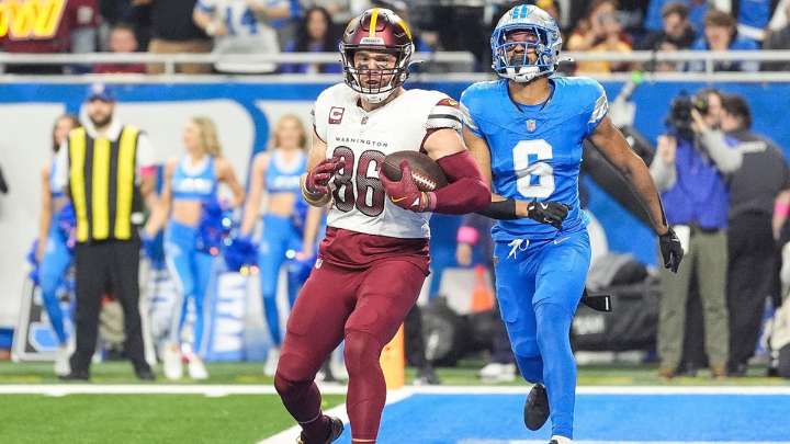 Commanders’ Zach Ertz carted to locker room in tears during Vikings game