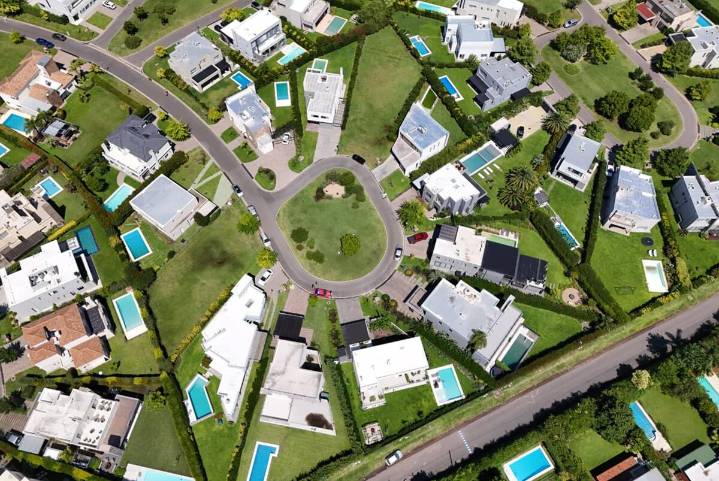 La sorprendente metamorfosis de Real Central, una empresa mínima que terminó por manejar millones anotar ganancias extraordinarias La sorprendente metamorfosis de Real Central, una empresa mínima que