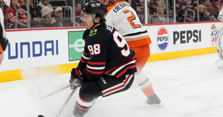 Bedard's 4 points lead Blackhawks to a 5-3 comeback win over Ducks