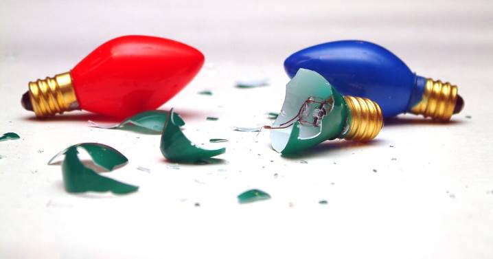 Where to dispose of your broken or unwanted holiday lights