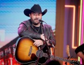 Chris Young Plays Concert But Refunds All Fans’ Tickets