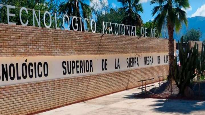 Estudiantes del ITSSN denuncian hostigamiento judicial contra catedráticos, por parte directora