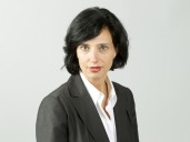 Former Ottawa Citizen journalist Joanne Chianello running for council