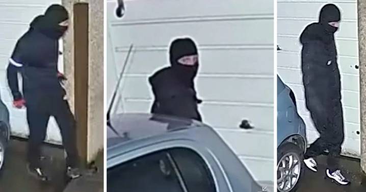 Balaclava-clad men try to break into homes across Yate